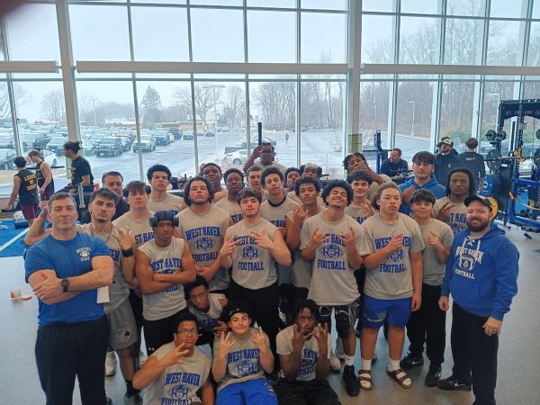 Football Team Takes Home Third in SCC Weightlifting