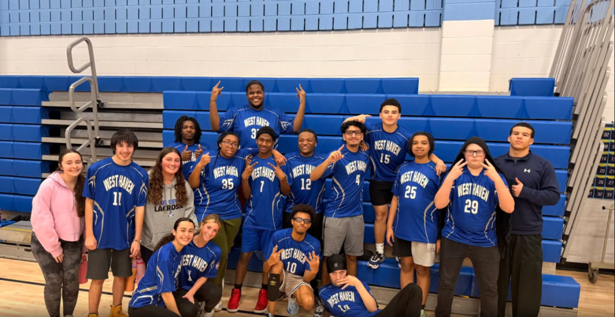School Hypes Up Unified Sports Team